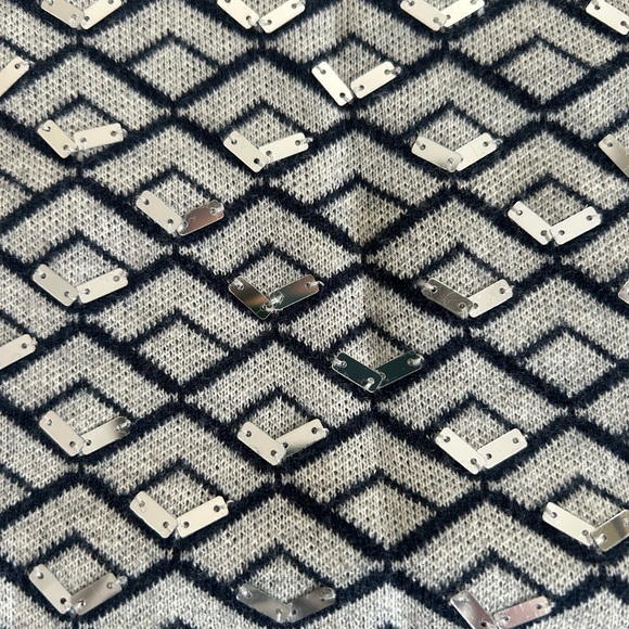 Banana República Sequin  Sweter/  Sleeve Size S - Picture 8 of 9